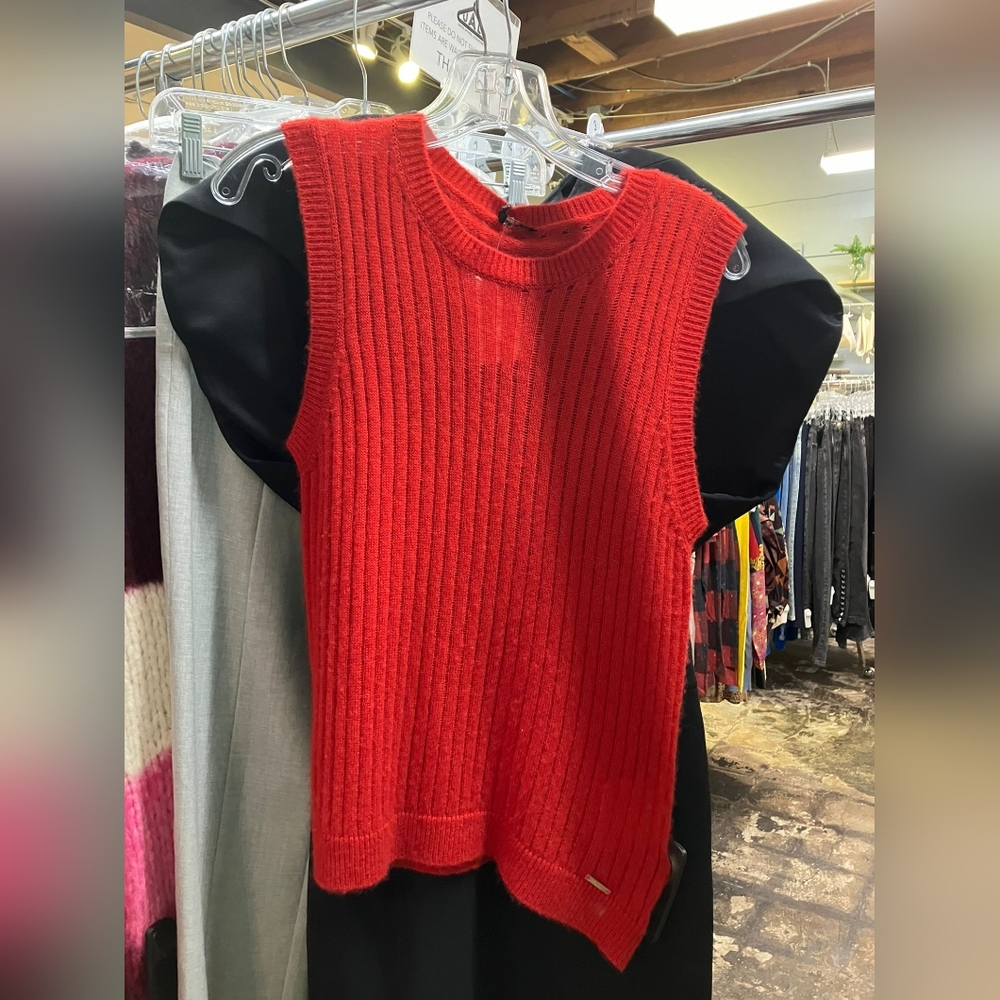 Sz 6 NWT $990 Kiton ribbed knit cashmere sleeveless sweater